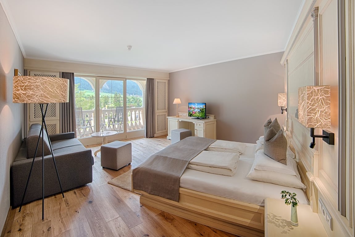 Majestic Hotel & Spa Resort