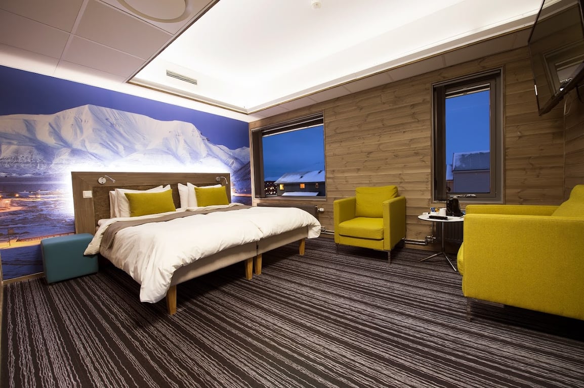 Svalbard Hotell | Polfareren