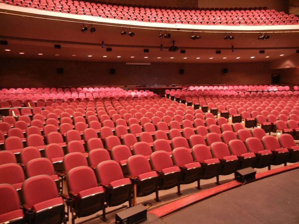 Lee Performing Arts Center