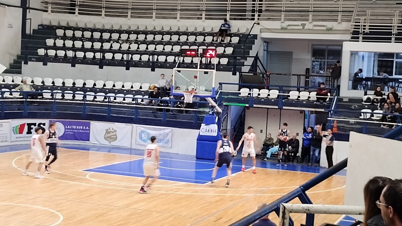 Polideportivo Víctor Nethol