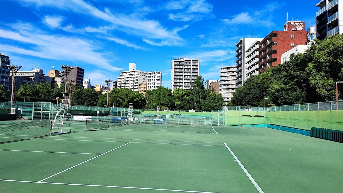 Utsubo Tennis Center