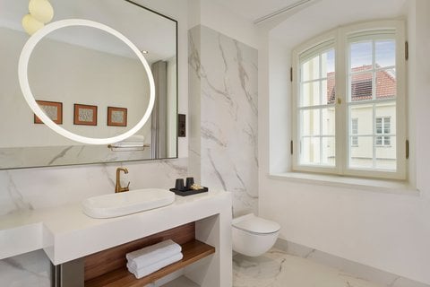Hotel Verte, Warsaw, Autograph Collection