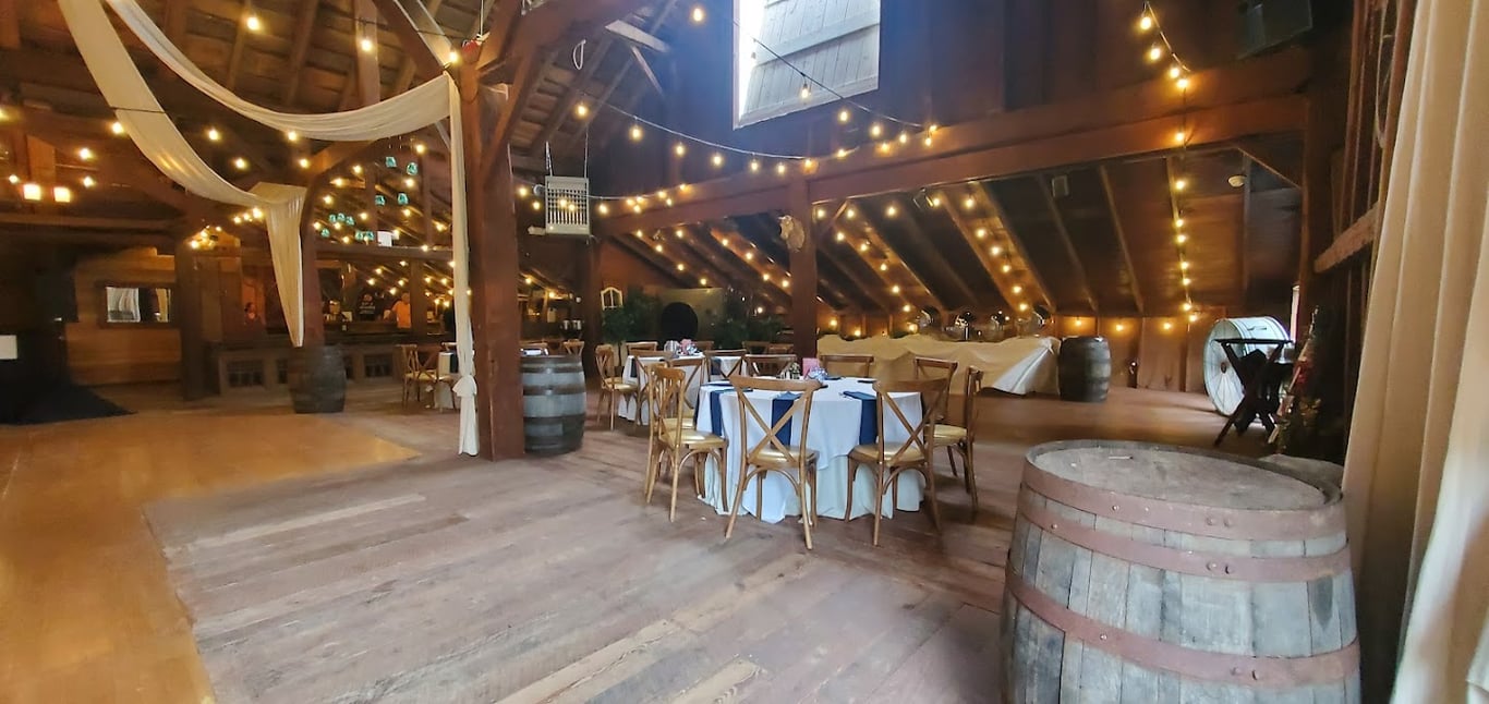 Stablegate Farm Barn & Vineyard