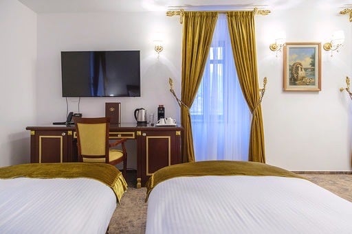 Integra Hotel