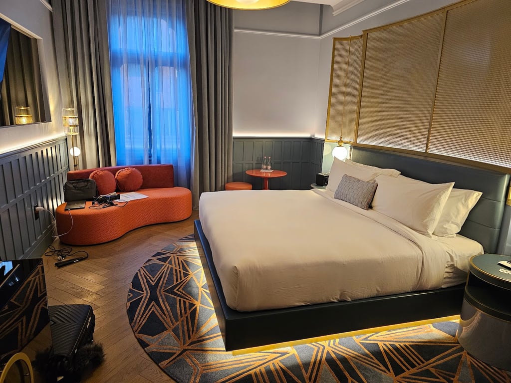 W Budapest