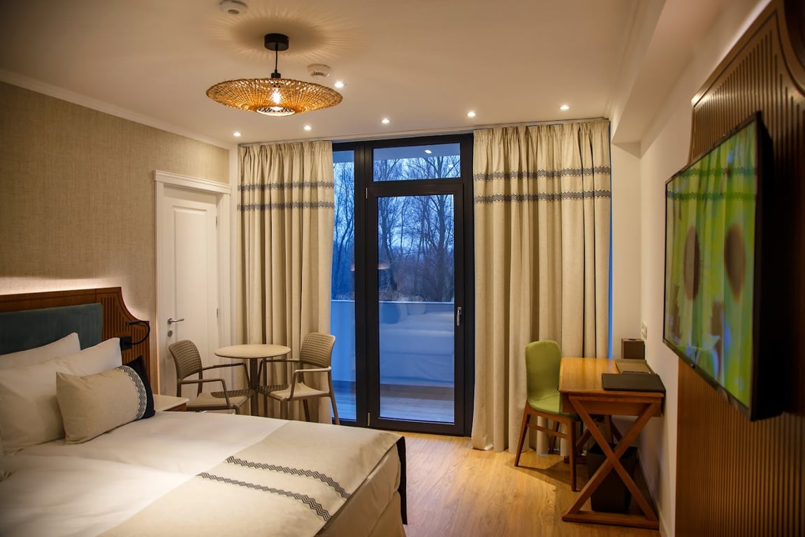 New Egreta Resort