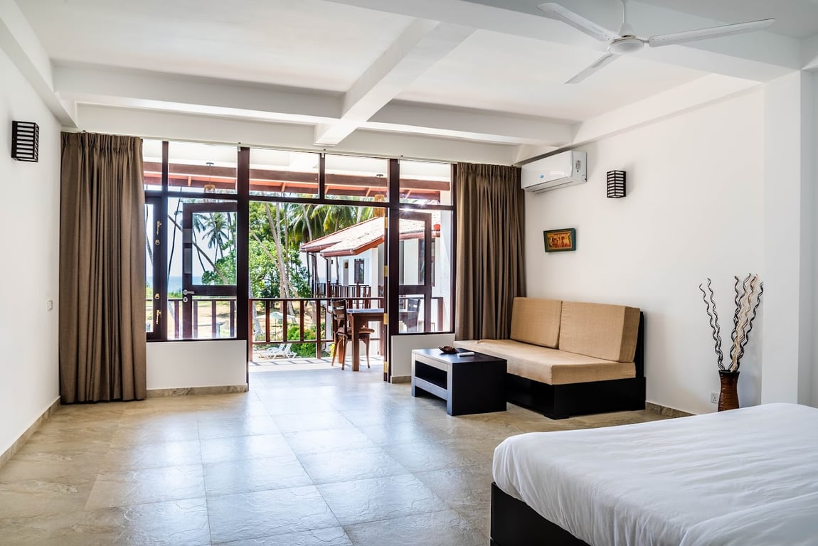 Green Parrot Hotel - ROOMS ONLY, NO MEALS