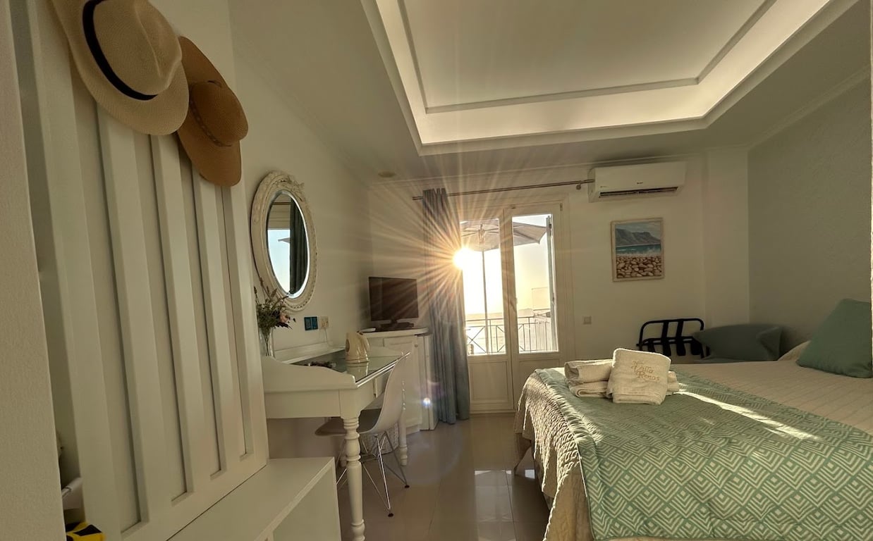 Villa Renos Hotel
