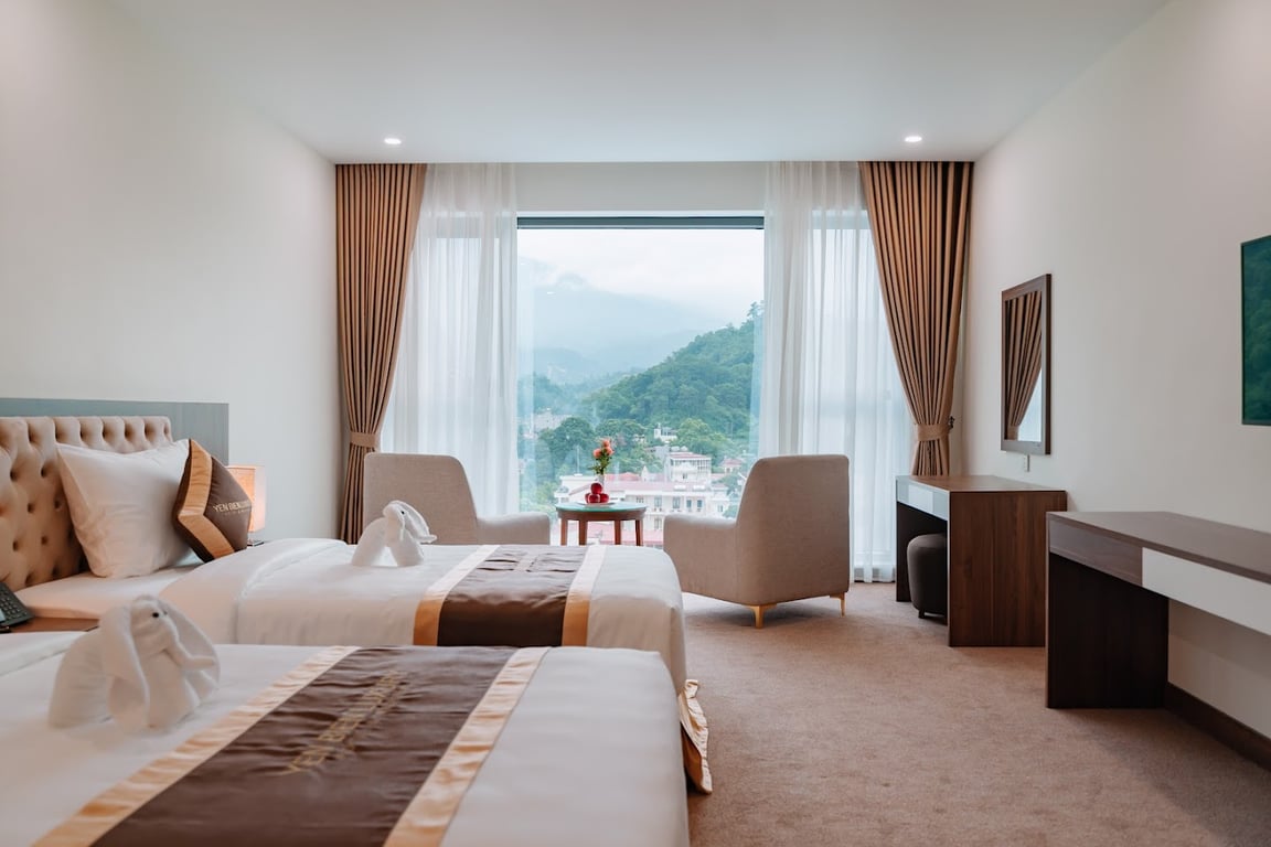 YEN BIEN LUXURY HOTEL