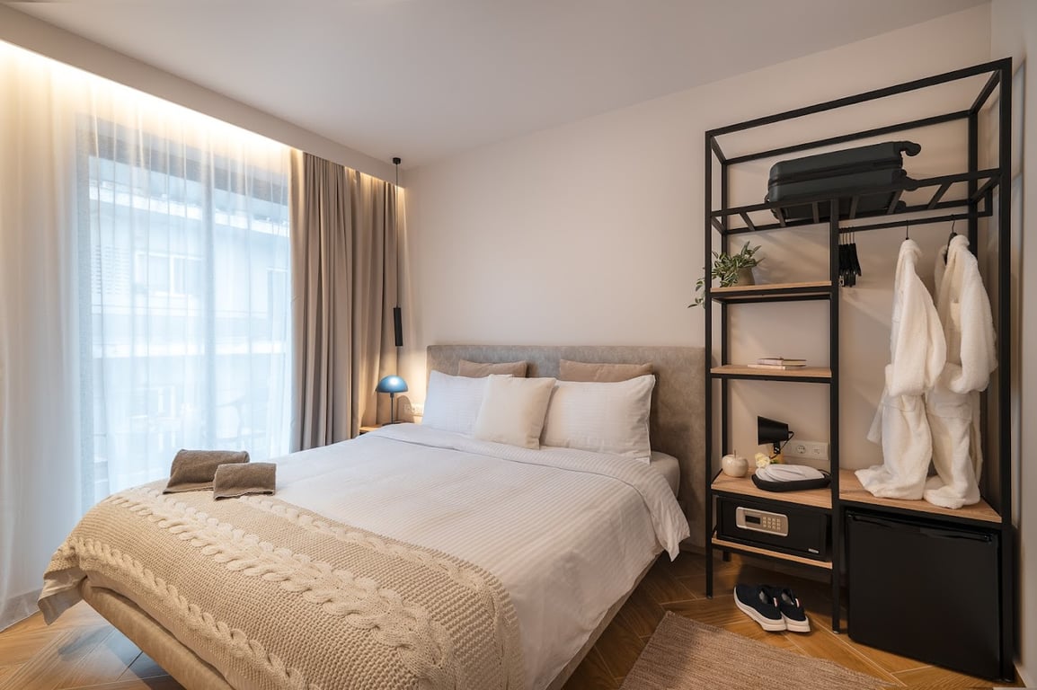 IRA - ΗΡΑ City Hotel