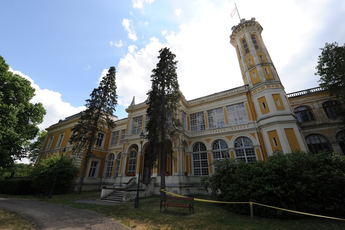 füzérradványi Károlyi-kastély
