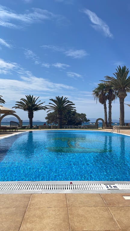 Finikas Hotel
