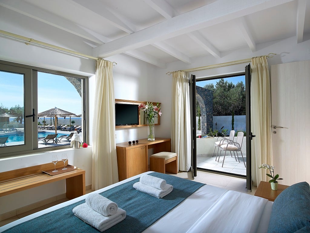 Coriva Beach Hotel & Bungalows