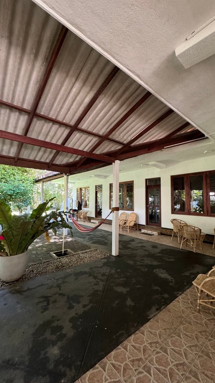 The Dom hotel & restaurant