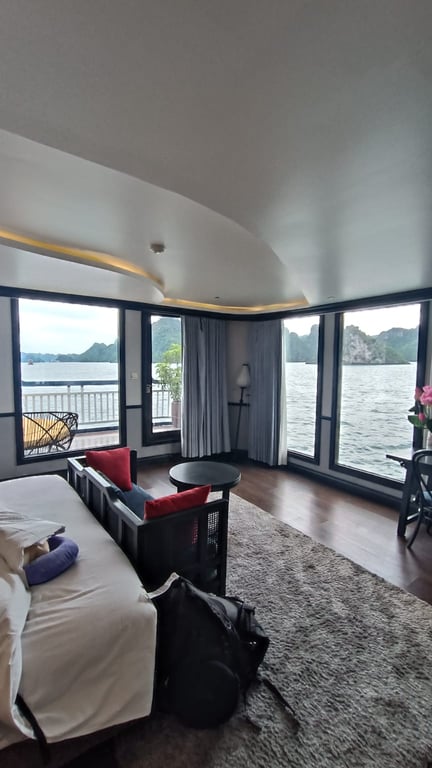 Le Journey Calypso Pool Cruise Ha Long Bay