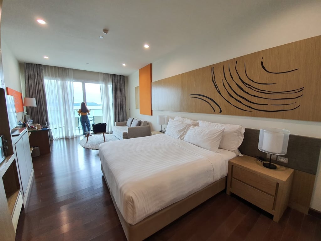 ไวท์ แซนด์ บีช เรสซิเดนซ์ พัทยา(White Sand Beach Residences Pattaya)