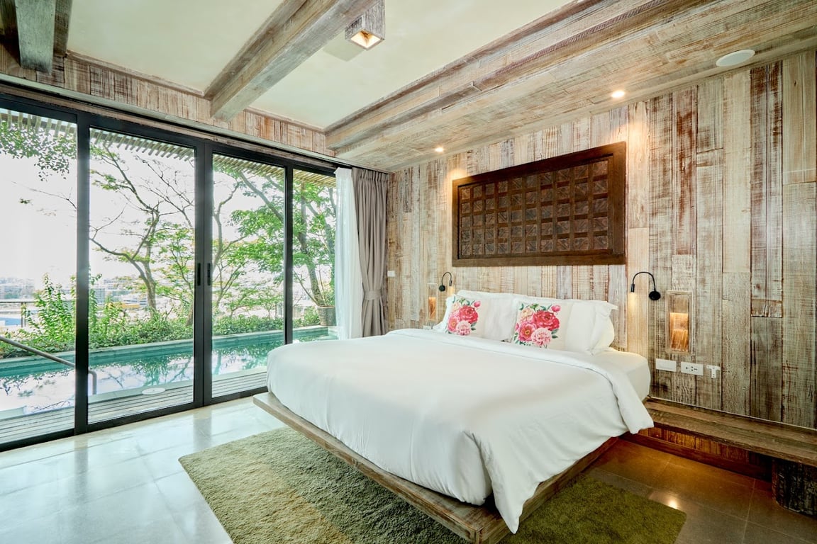 Dinso Resort & Villas Phuket, Vignette Collection, an IHG Hotel