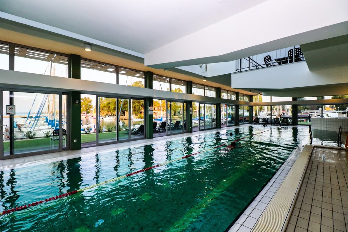 Hotel YachtWellness & Business