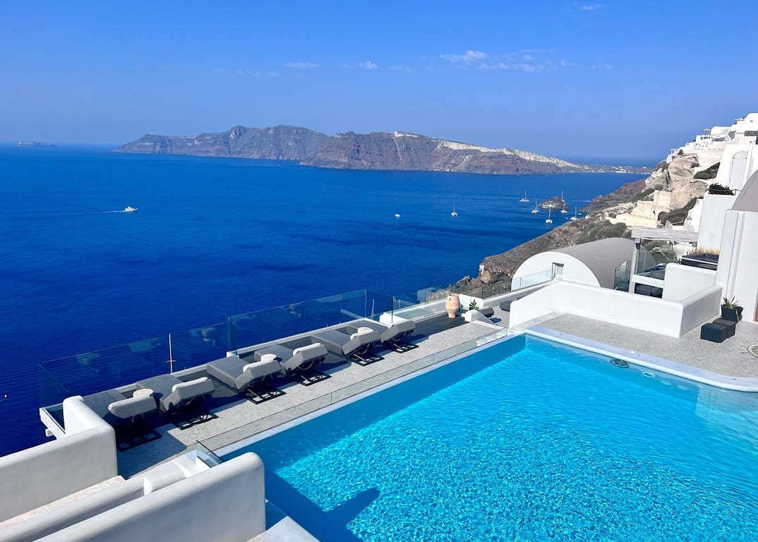Hom Santorini