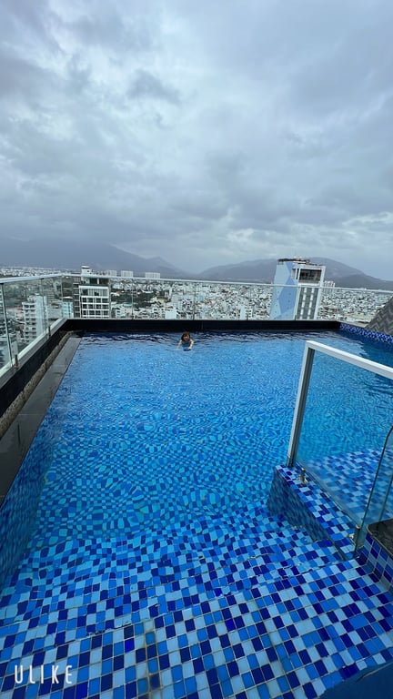 Le's Cham Hotel