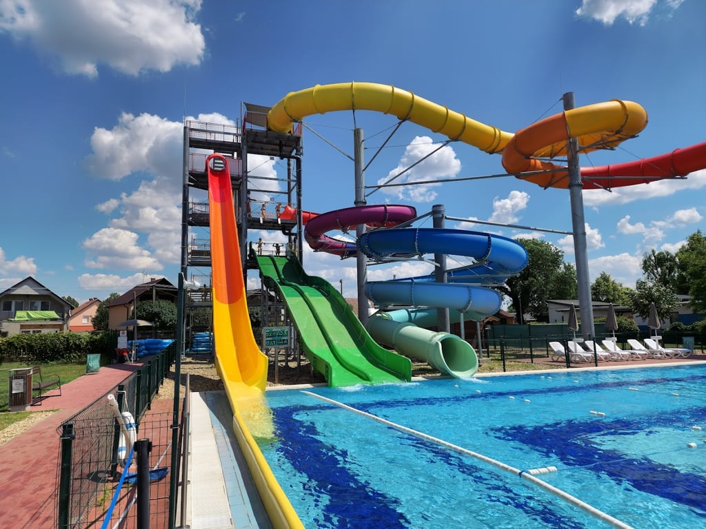 Barack Thermal Resort
