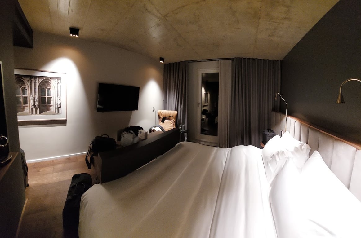 Legend Hotel