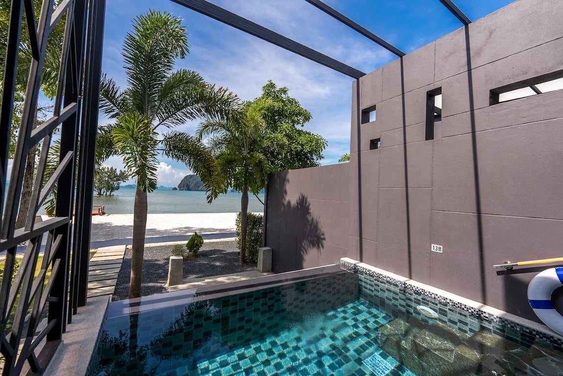 Mangrovebay Krabi Beachfront Pool Villa