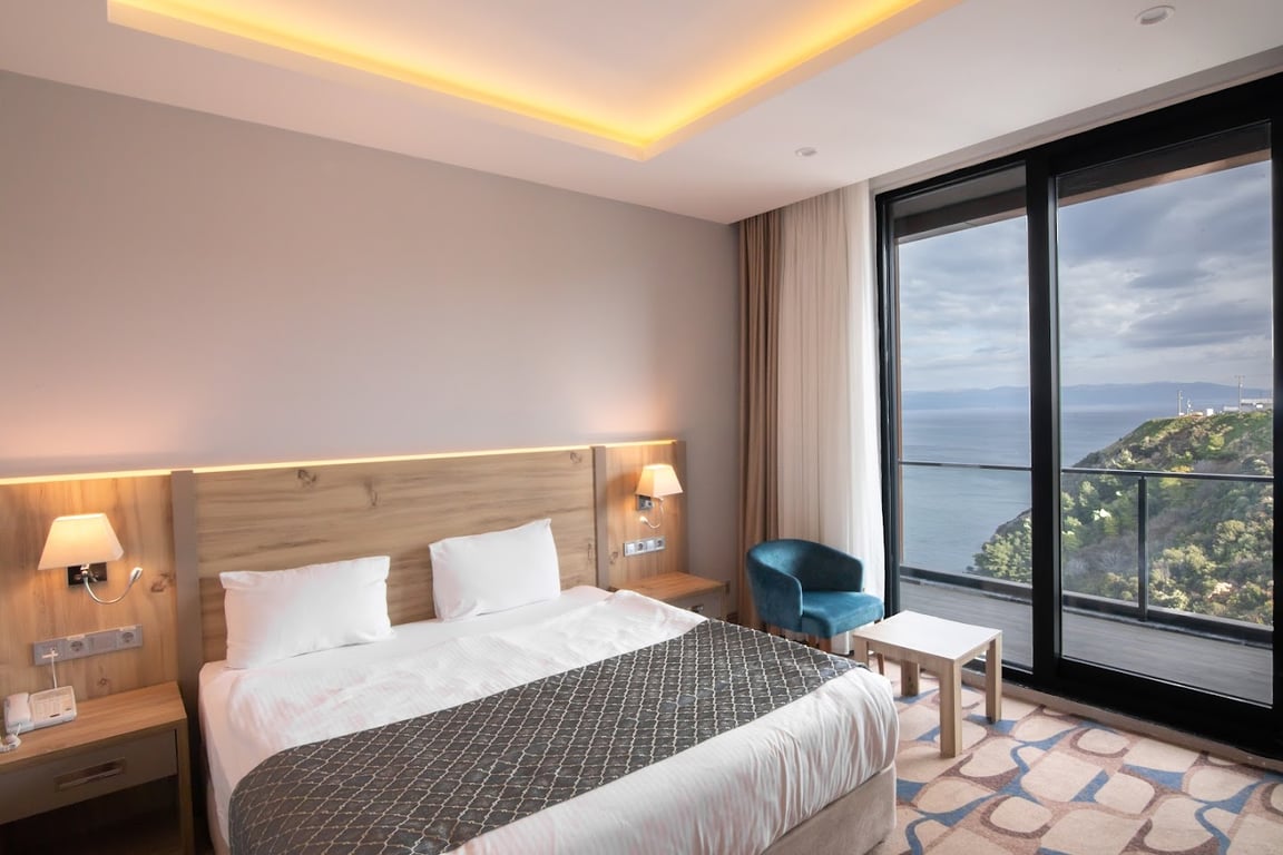 BLUE MUDANYA HOTEL