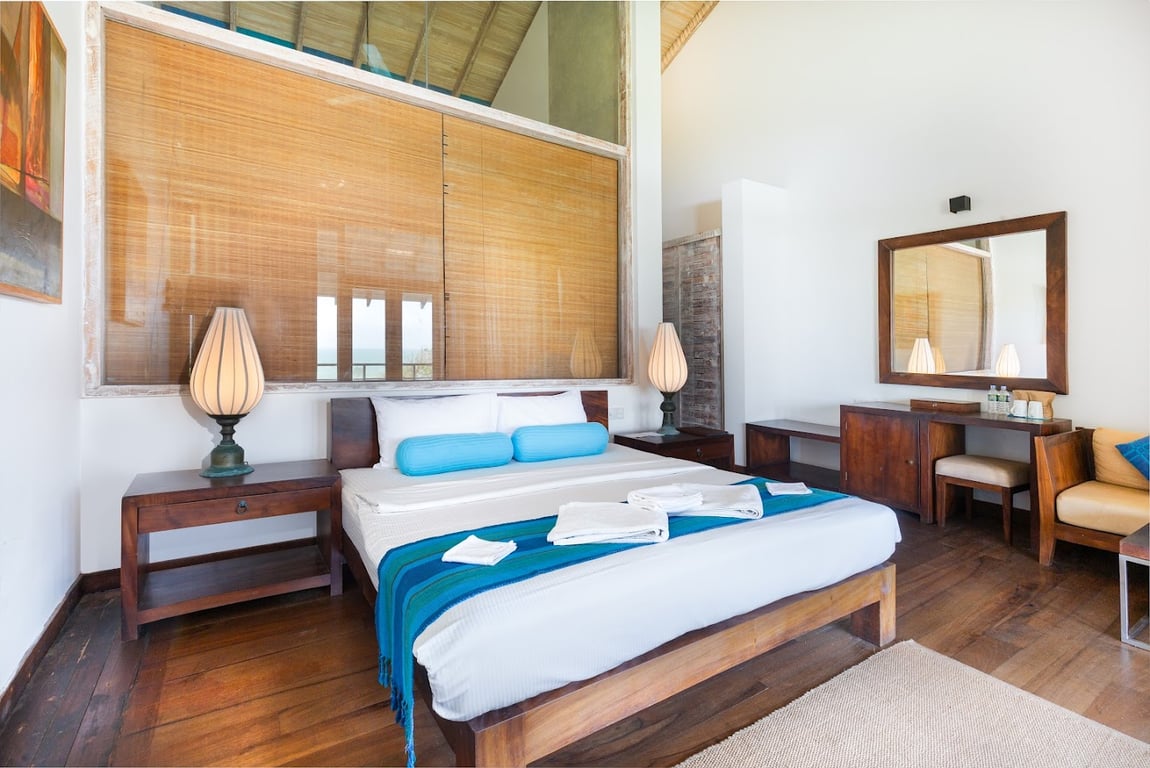 Roman Beach Hotel
