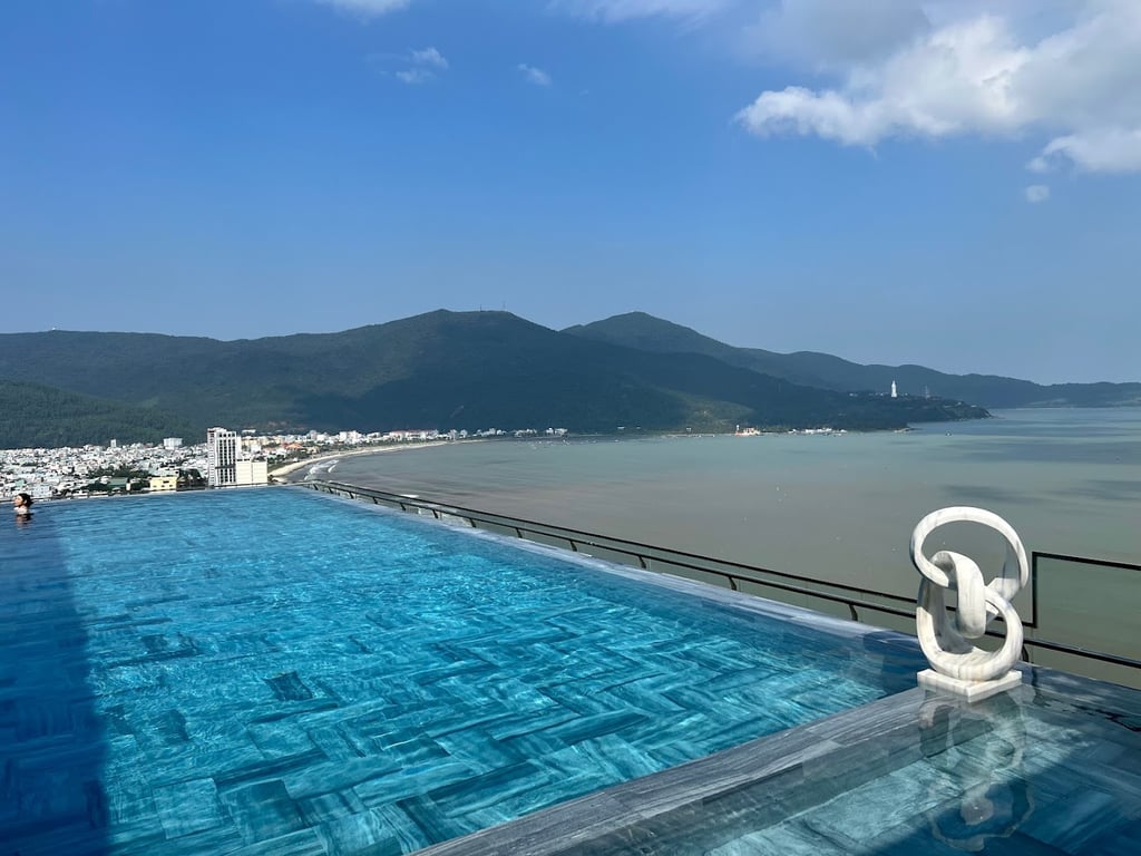 Le Sands Oceanfront Danang Hotel