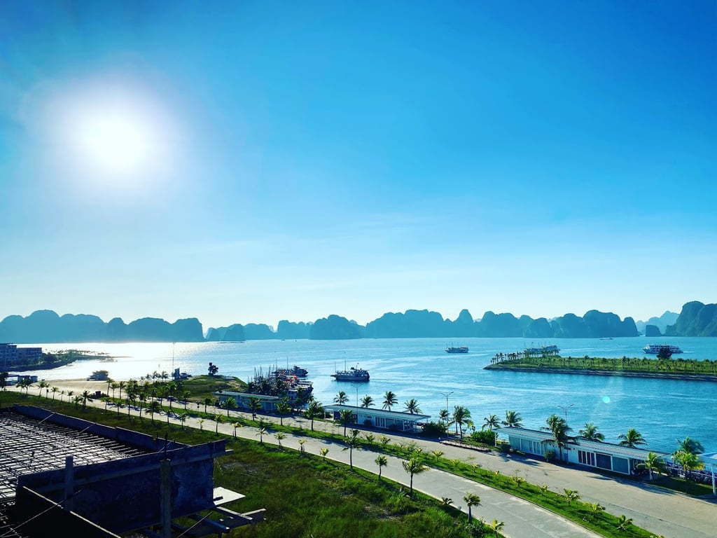 Charmhill Hotel - Tuần Châu