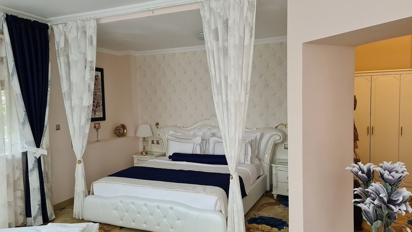 Residence Konstantina Palace