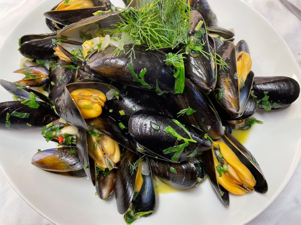 Petrus Cafe Brasserie