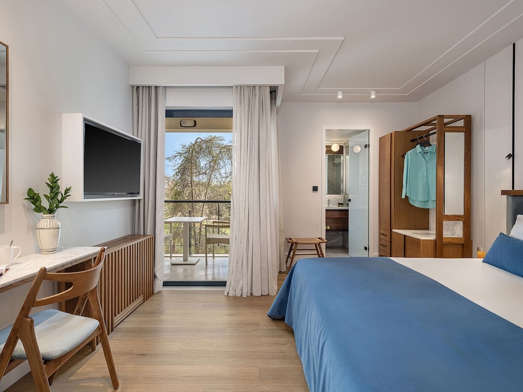 Avra City Boutique Hotel