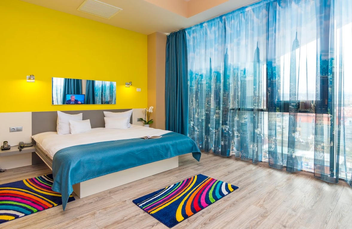 West City Hotel