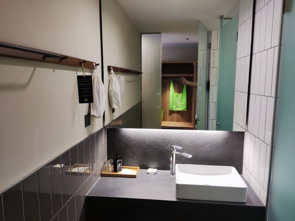 Triple Y Hotel