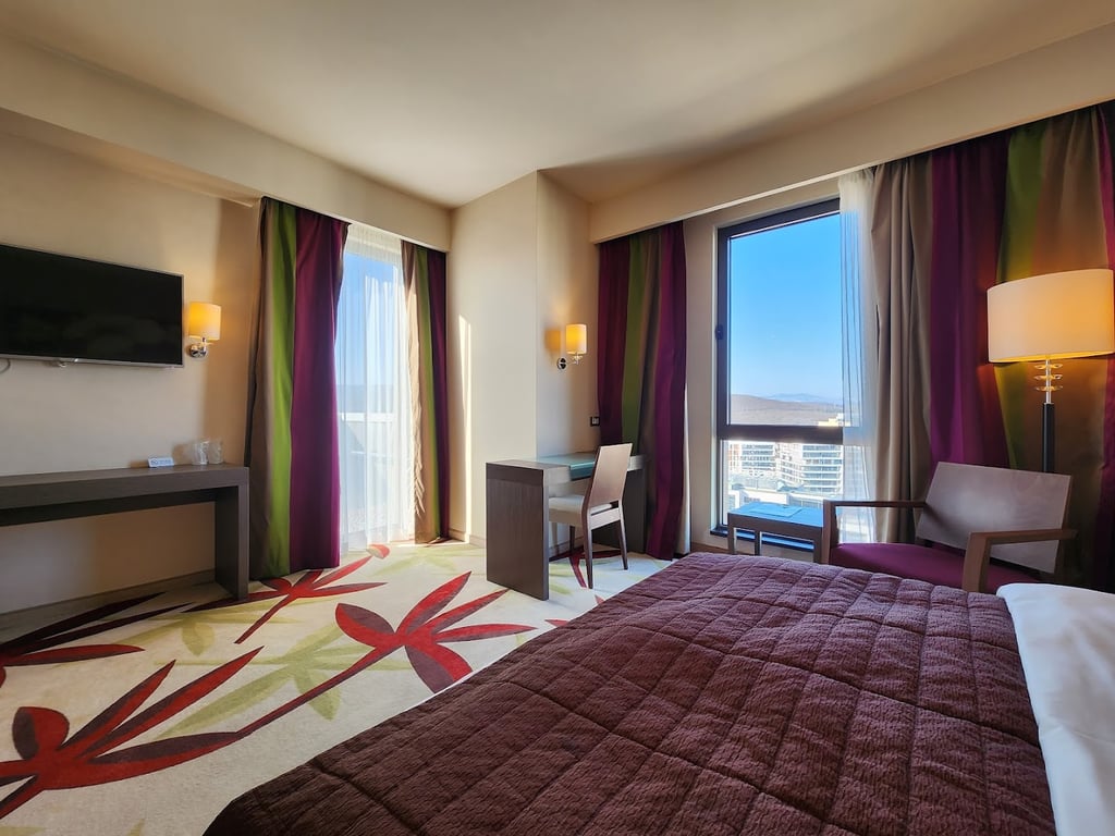 Golden Tulip Ana Dome Hotel