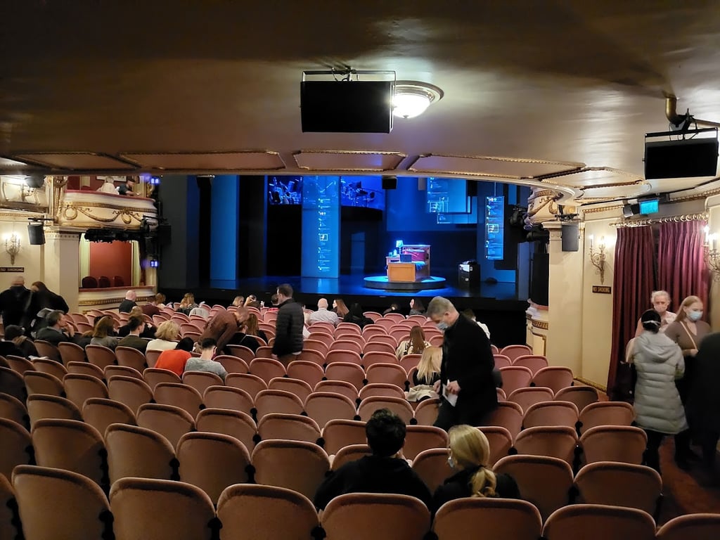 The New Daisy Theatre