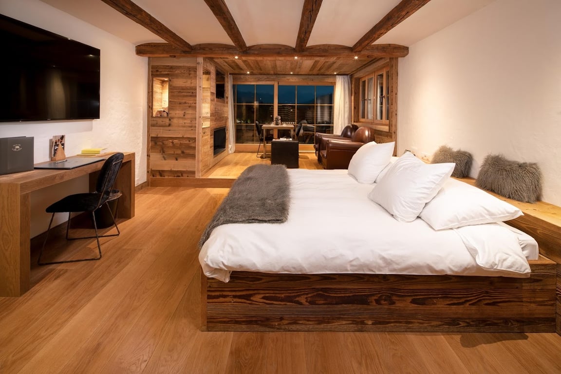 Hostellerie du Pas de l'Ours "Relais et Châteaux"