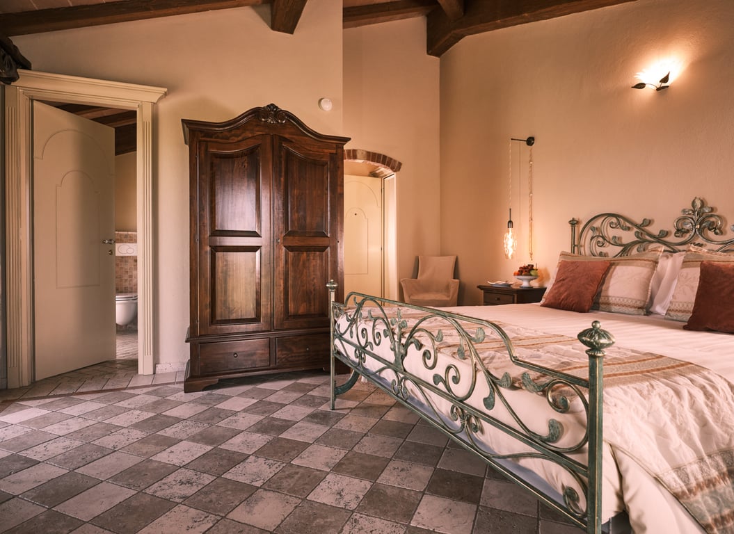 Tenuta Montemagno Relais & Wines