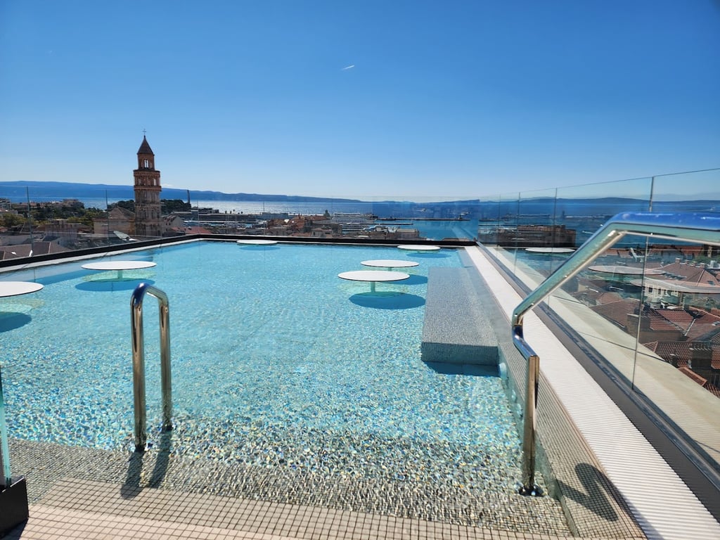 Cornaro Hotel