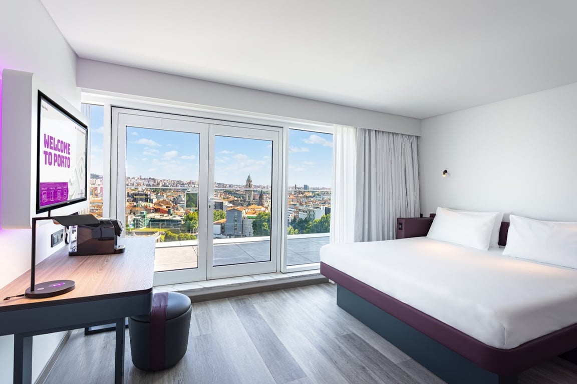 YOTEL Porto
