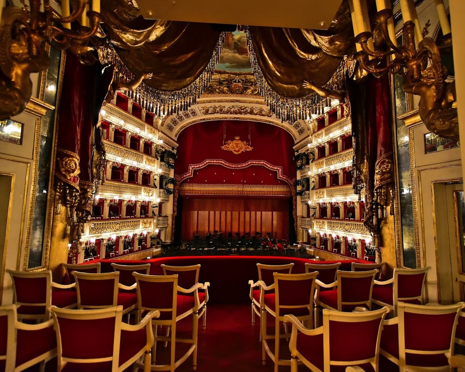 Teatro San Carlo, Naples