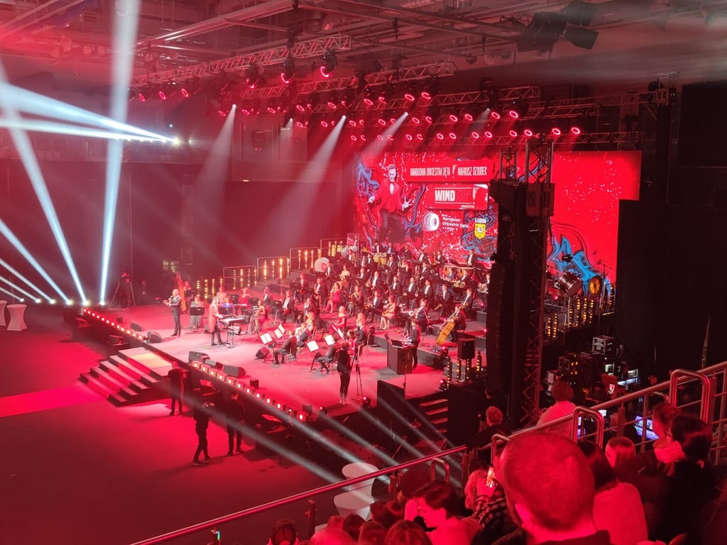 Hala spectacle-RCS Sport
