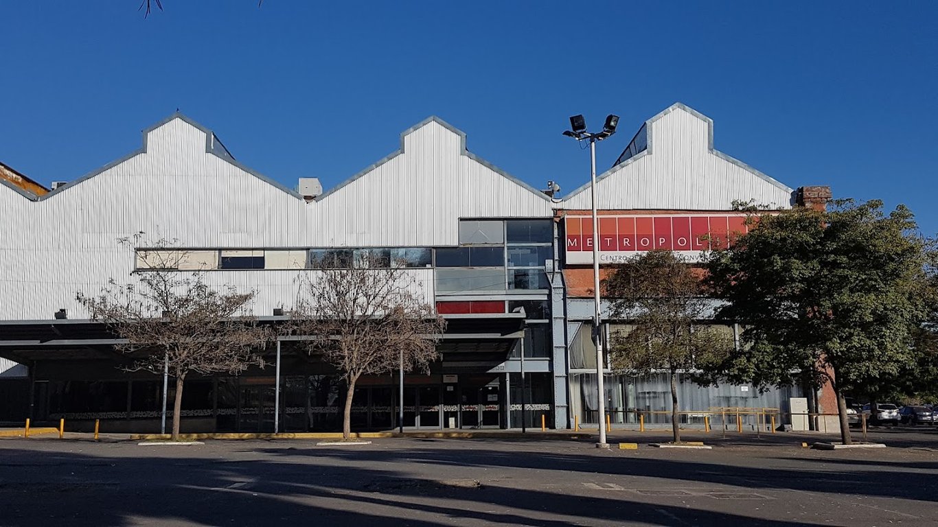 Salón Metropolitano