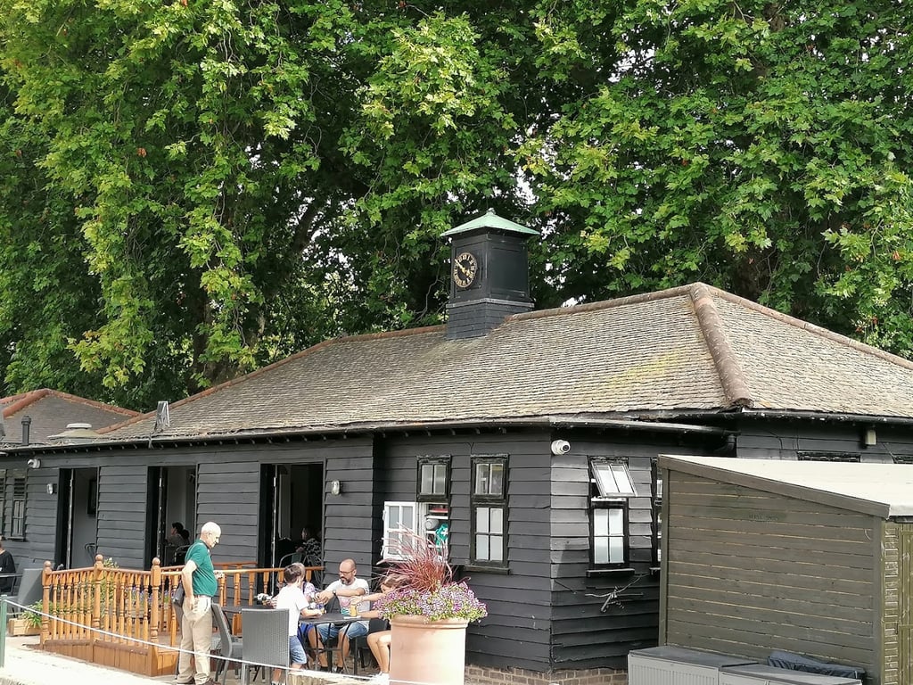 Hyde Park Lawn Tennis Club