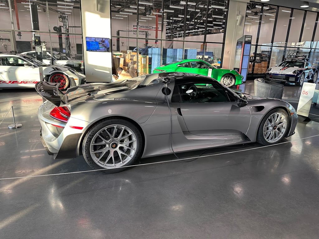 Porsche Experience Center Los Angeles