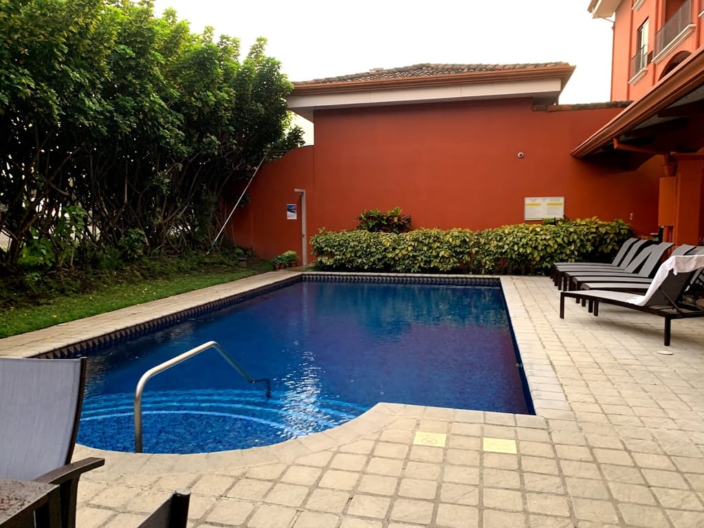Courtyard By Marriott San José Escazú Hotel