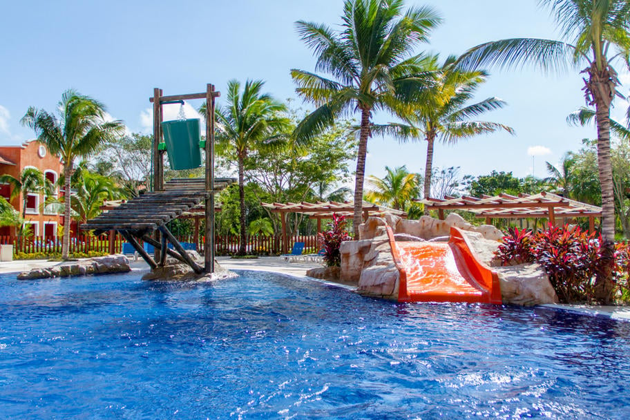 BARCELÓ MAYA GRAND RESORT