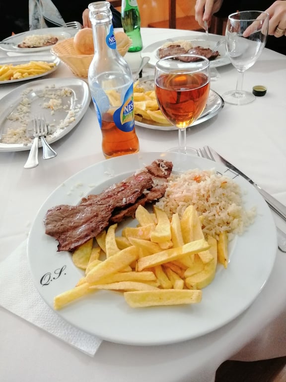 Restaurante Quinta dos Sobreiros : Quinta para casamento, Aniversário, batizado, eventos em Braga, Restaurante em Braga